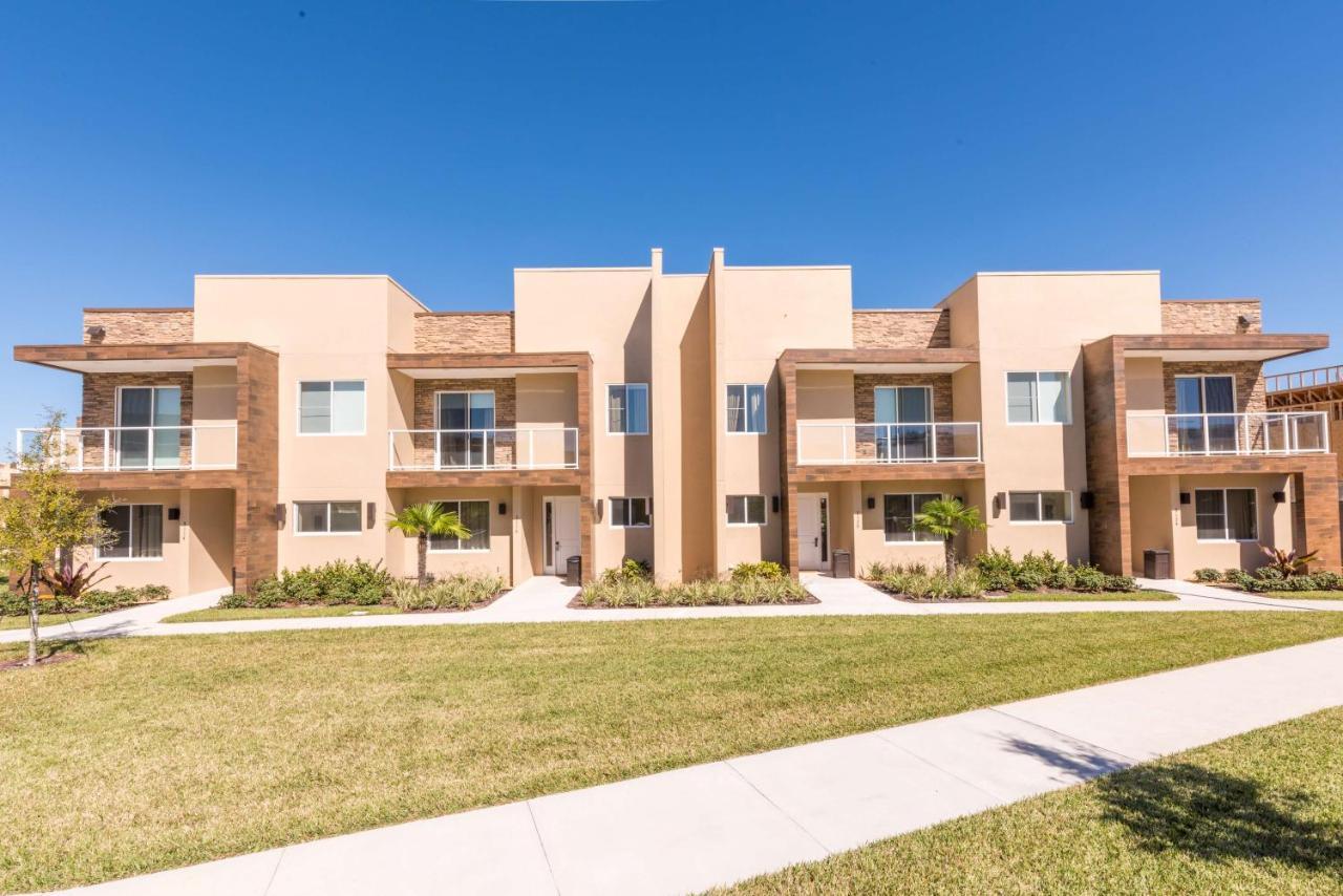 Magic Village Yards Trademark Collection By Wyndham Four Corners Exterior photo