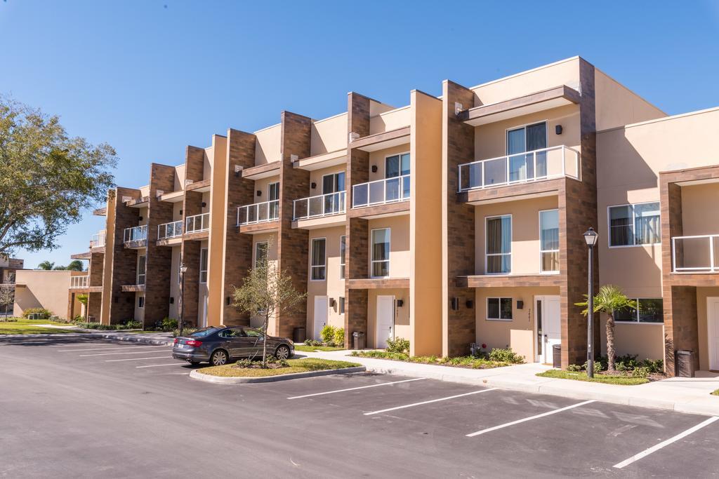 Magic Village Yards Trademark Collection By Wyndham Four Corners Exterior photo